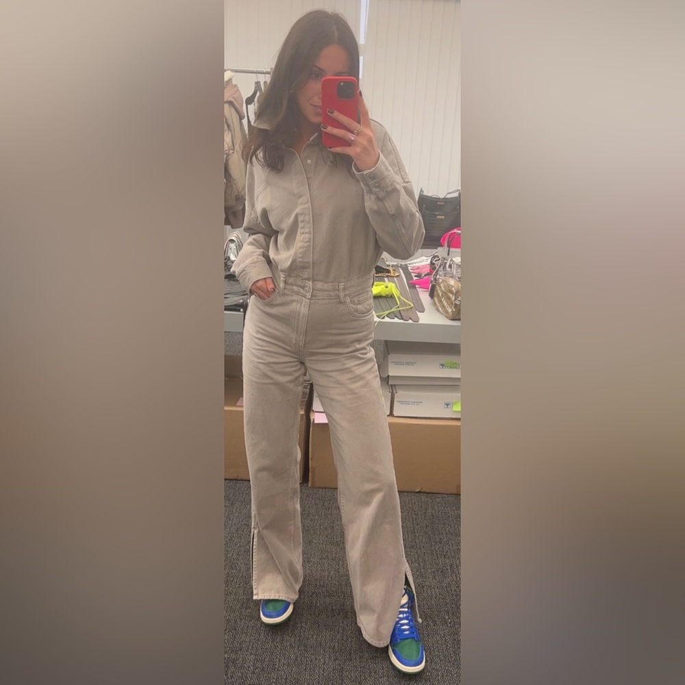 SUPER CUTE (bad pic) zara jumpsuit
